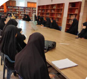 آموزش روش‌های مطالعه و آشنایی با منابع موجود در کتابخانه ویژه طلاب خواهر ساوه‌