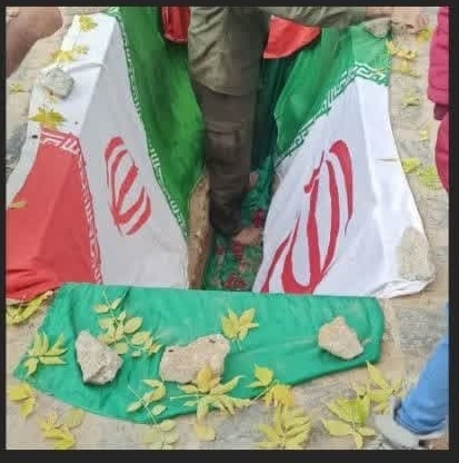 پیکر شهید مدافع امنیت "تورج اردلان" در شهر قروه تشیع شد