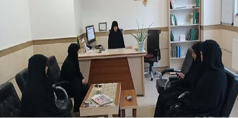برگزاری کارگاههای آموزشی در مدارس علمیه خواهران استان کردستان+ تصاویر
