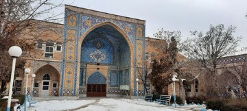 بازدید مدیران مدارس علمیه خواهران استان مرکزی از مدرسه علمیه امام خمینی بازدید کردند