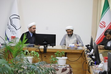 تصاویر/ دیدار مدیر حوزه‌های علمیه خواهران با رئیس مرکز تحقیقات کامپیوتری علوم اسلامی و امضای تفاهم‌نامه همکاری