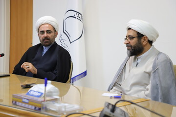 تصاویر/ دیدار مدیر حوزه‌های علمیه خواهران با رئیس مرکز تحقیقات کامپیوتری علوم اسلامی و امضای تفاهم‌نامه همکاری