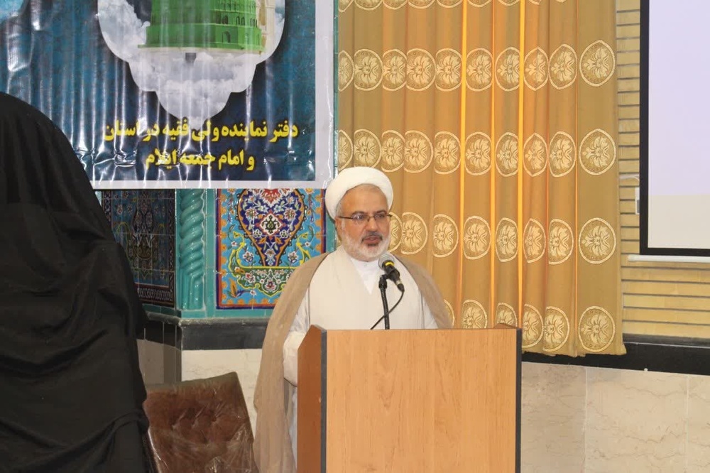 برگزاری آیین مشترک افتتاحیه سال تحصیلی جدید حوزه های علمیه خواهران و برادران استان ایلام