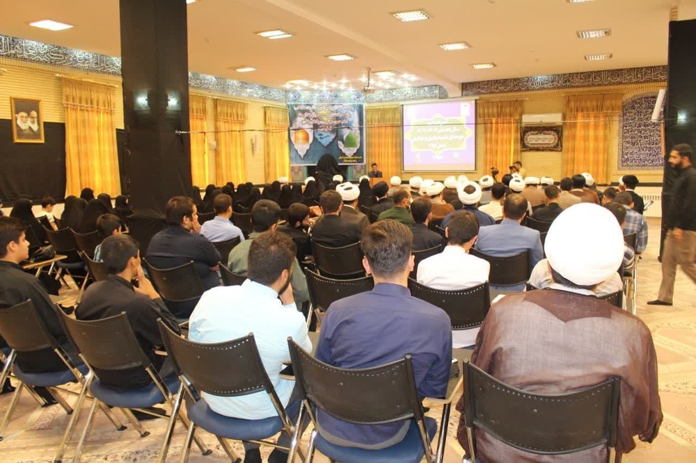 برگزاری آیین مشترک افتتاحیه سال تحصیلی جدید حوزه های علمیه خواهران و برادران استان ایلام