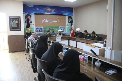 امضای تفاهمنامه همکاری حوزه علمیه خواهران و ادارهکل حفظ آثار و نشر ارزشهای دفاع مقدس ایلام+ تصاویر