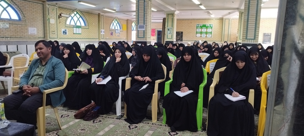 برگزاری اولین دوره آموزش تربیت مربی مهدویت در مدرسه علمیه خواهران دهدشت+ تصاویر