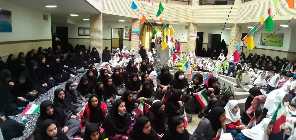 برگزاری مراسم یادبود ۲۰۰۰ شهید دانش‌آموز غزه در مدرسه علمیه خواهران فاطمه زهرای اطهر(س)ایلام+ تصاویر