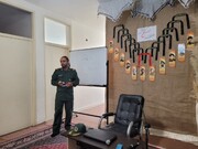 برگزاری نشست بصیرتی سیاسی در مدرسه علمیه الهیه ساوه به مناسبت هفته بسیج