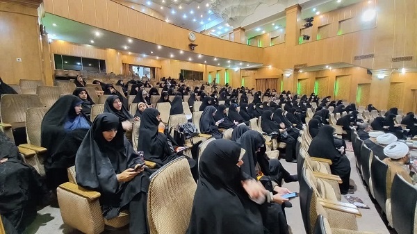 برگزاری نخستین پیش همایش حوراء انسیه در تهران/ بررسی «رهیافت های نوین در بازنمایی نقش زن در ۳ ساحت دختری، همسری و مادری در جهان معاصر»