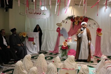 جشن تکلیف دختران گناوه ای در مدرسه علمیه الزهرا برگزار شد