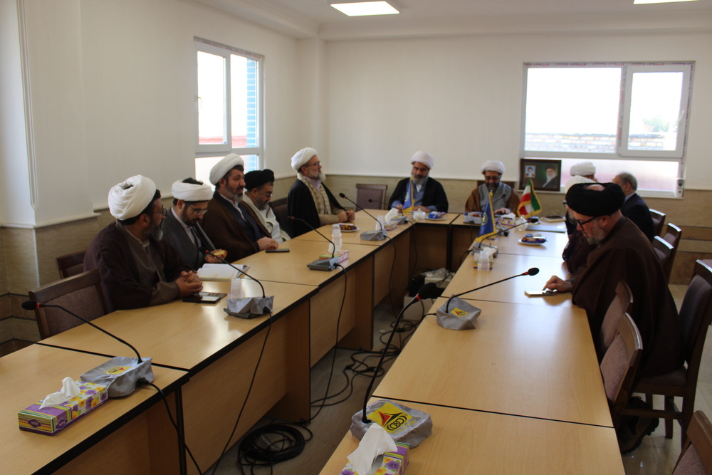 دهمین جلسه هماهنگی نهادهای عالی حوزوی استان زنجان برگزار شد دهمین جلسه هماهنگی نهادهای عالی حوزوی استان زنجان برگزار شد