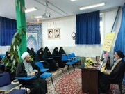 برگزاری نشست بصیرتی «مشارکت حداکثری در انتخابات» در مدرسه مهدیه خنداب