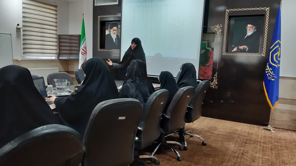 برگزاری دوره آموزش تحقیقات پیمایشی و نرم افزار spss در استان کرمانشاه