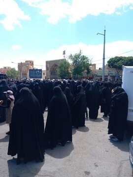 تصاویر/ حضور طلاب موسسه آموزش عالی ریحانة الرسول ساوه در مراسم عزاداری شهادت حضرت امام جعفر صادق (ع) در ساوه