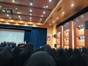 تصاویر/ حضور طلاب مدرسه علمیه فاطمه الزهرا(س) اراک در همایش کنشگران حجاب و عفاف