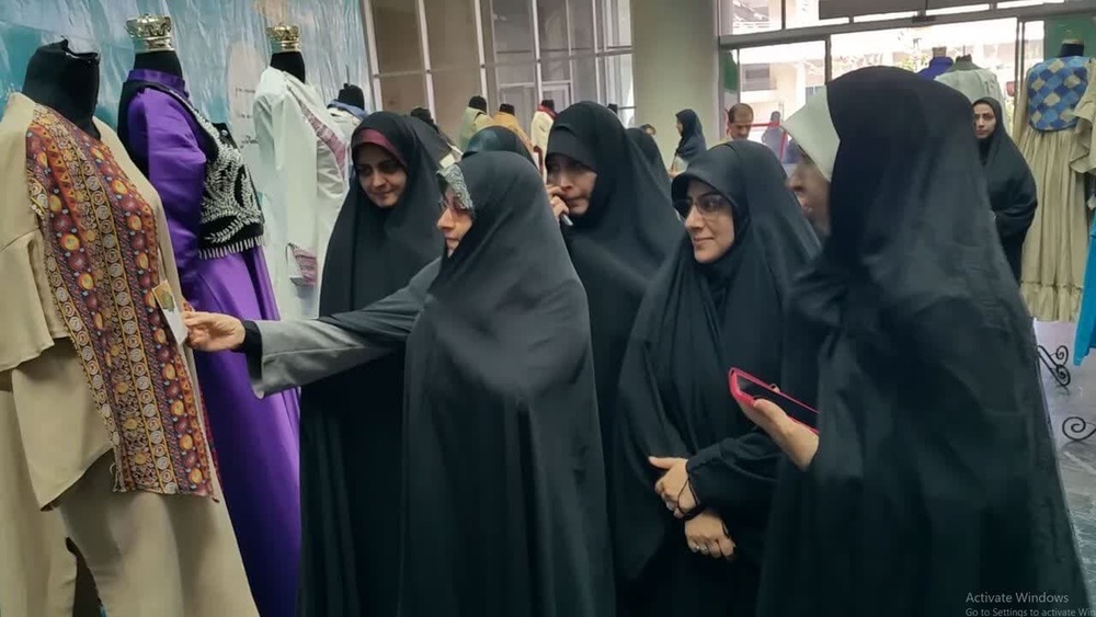 تجلی نمادهای ایرانی در جشنواره تن‌پوش نور