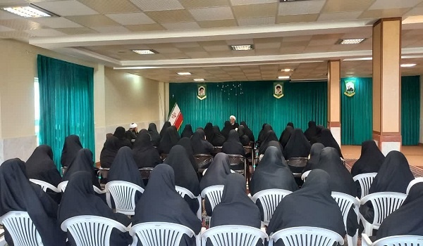 اهلبیت علیهالسلام الگوهایی الهی برای انسان هستند