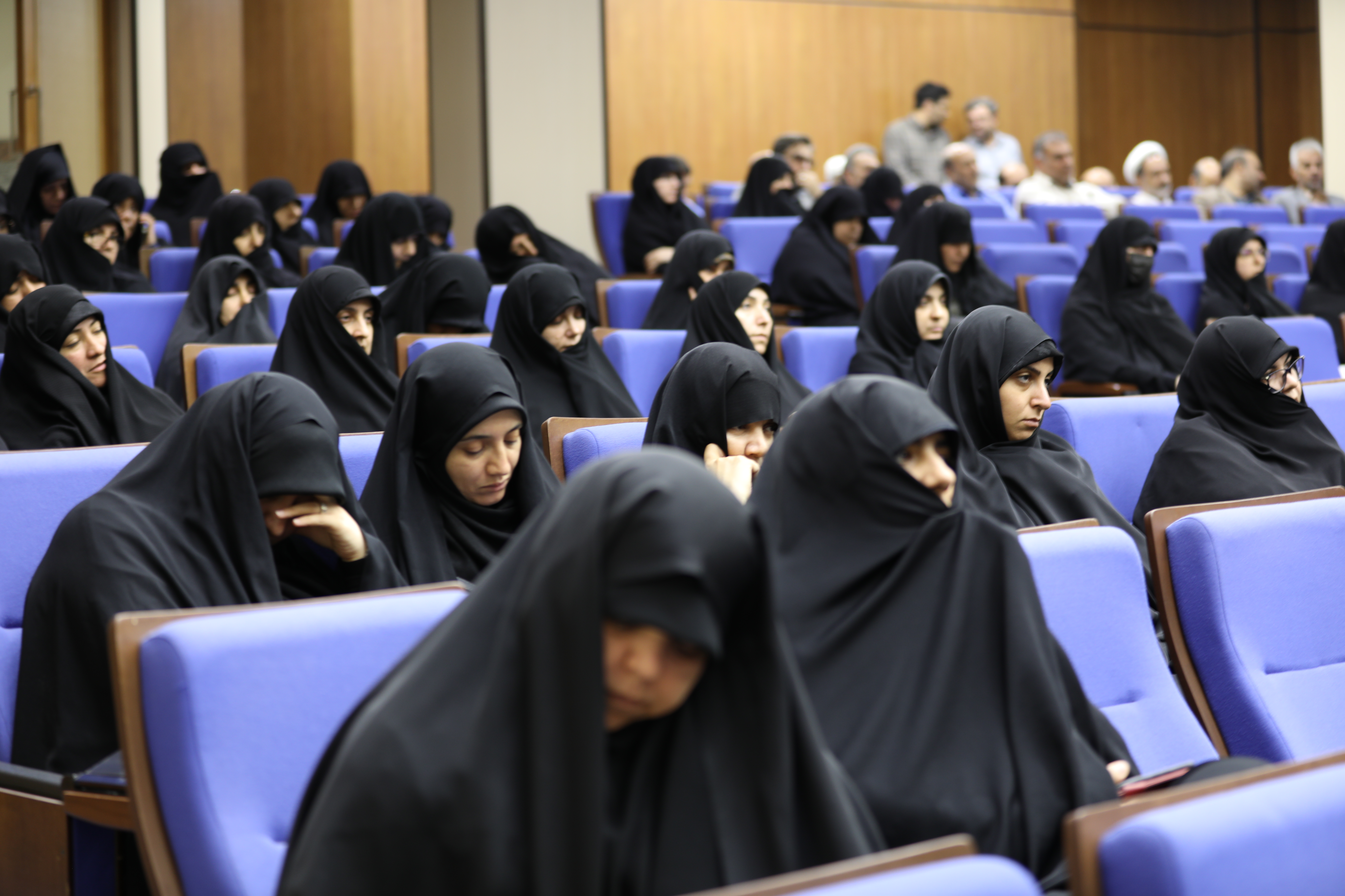 حوزههای علمیه خواهران، سنگربان جهاد تبیین و حمایت از جبهه مقاومت در برابر ظلم و ستم هستند