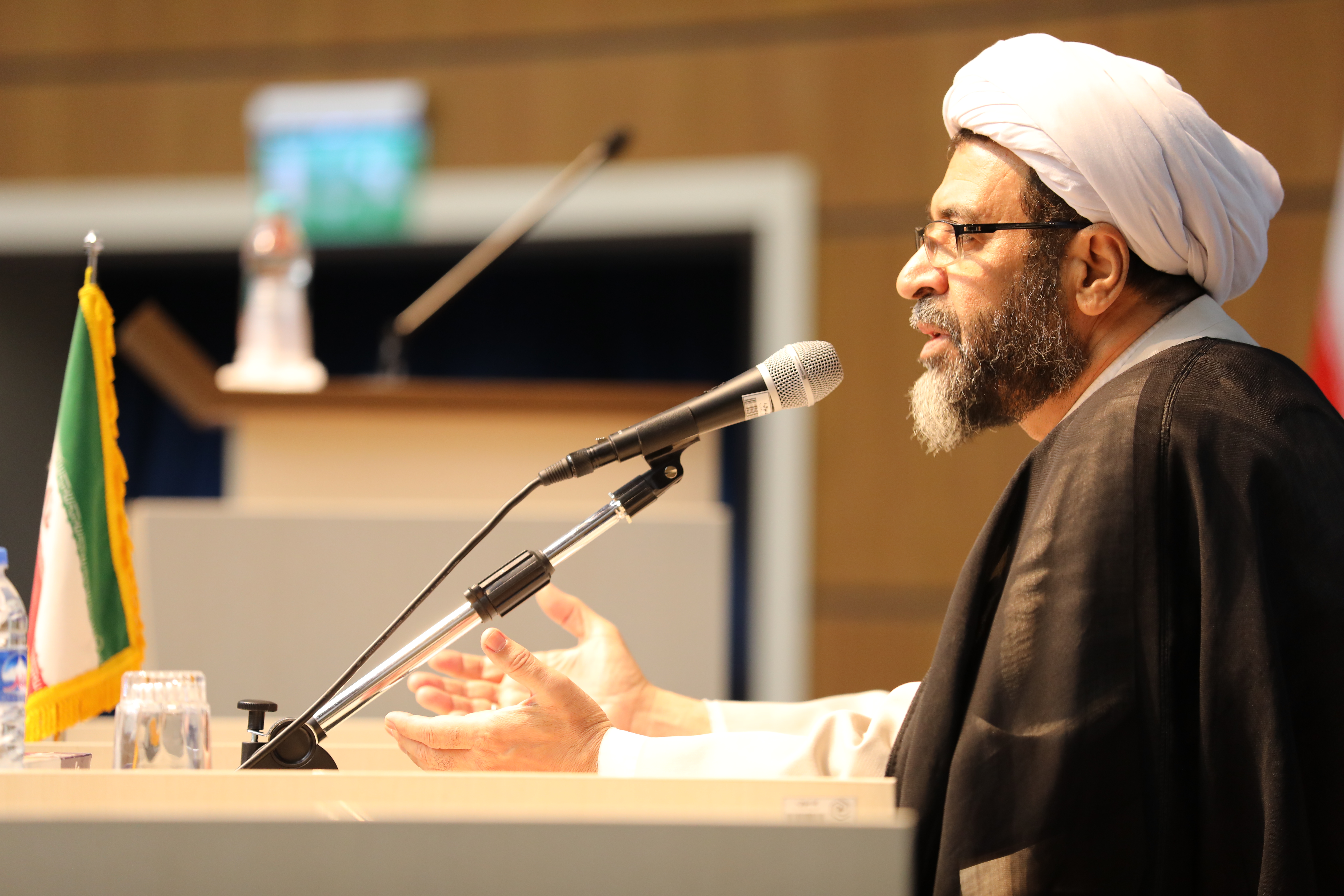 حوزههای علمیه خواهران، سنگربان جهاد تبیین و حمایت از جبهه مقاومت در برابر ظلم و ستم هستند