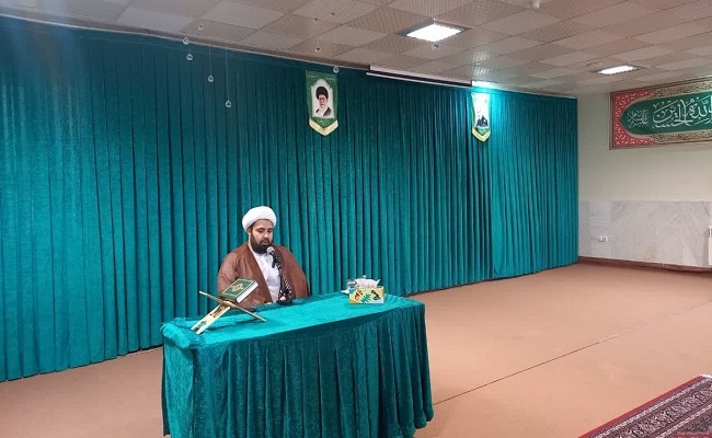 بانوان طلبه جریانهای فکری را با مقاومت همسو کنند