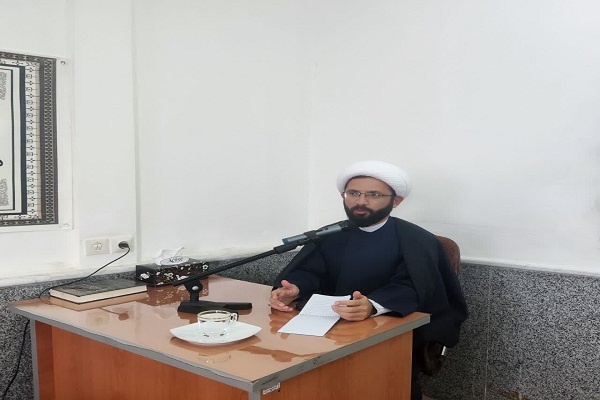 بانوان طلبه منافع حمایت از جبهه مقاومت را به مردم تبیین کنند