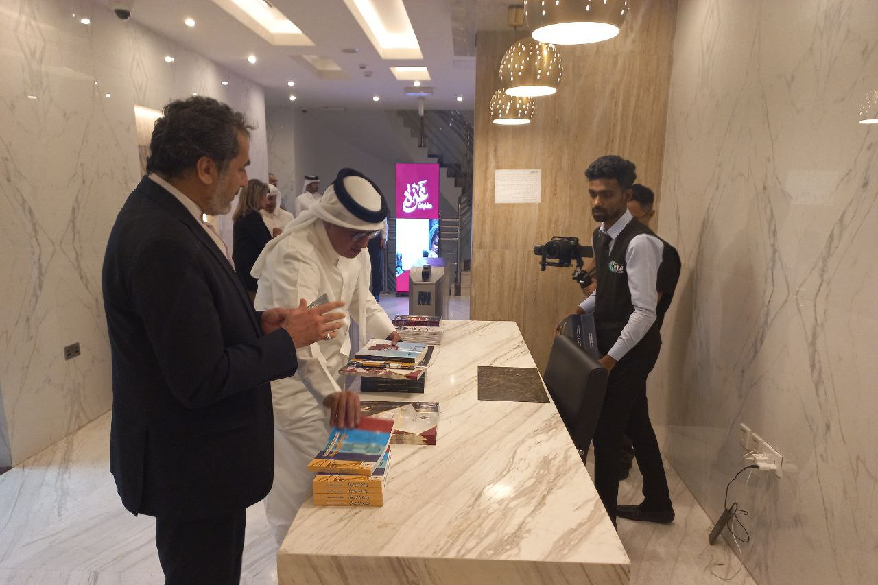 رونمایی از کتابی درباره غزه در قطر؛ «قصهمان را باید خودمان روایت کنیم»