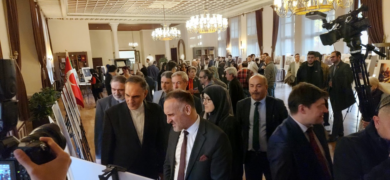 نمایشگاه «خانواده مهربان ایرانی» با استقبال ترکیهایها مواجه شد