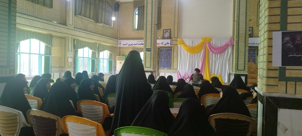 بازدید مدیر حوزههای علمیه خواهران استان کهگیلویه و بویراحمد از حوزه علمیه حضرت زینب در دهدشت