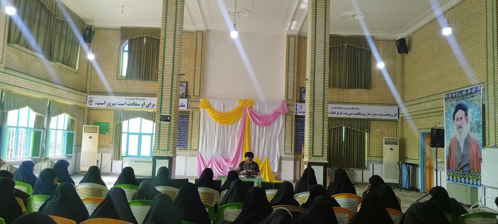 بازدید مدیر حوزههای علمیه خواهران استان کهگیلویه و بویراحمد از حوزه علمیه حضرت زینب در دهدشت