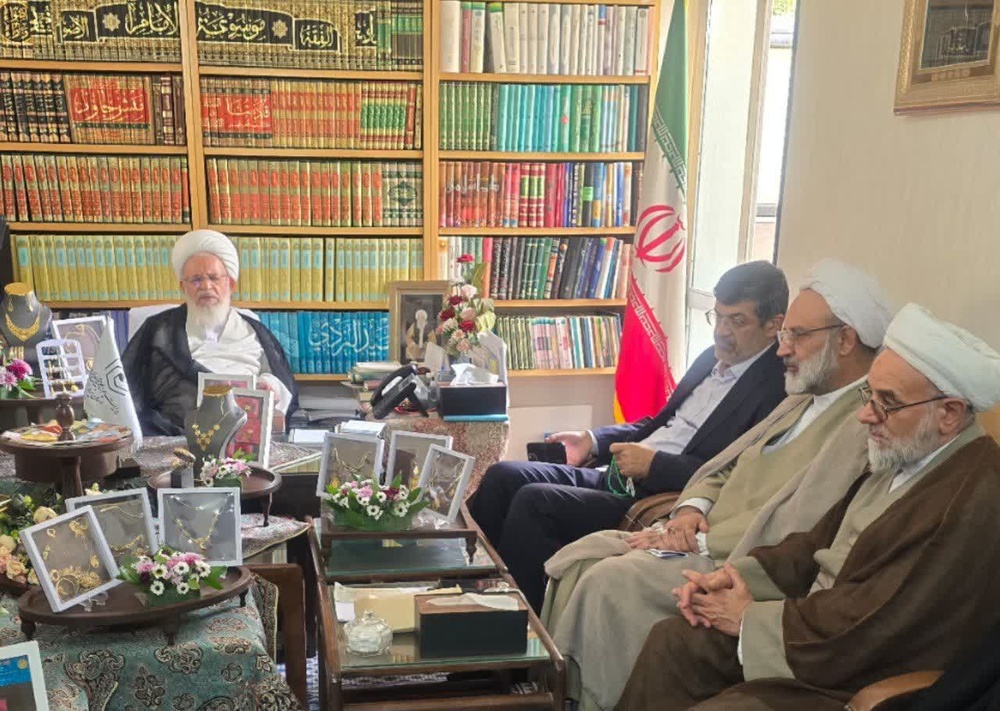 کمکهای مردمی به تقویت اراده جبهه مقاومت کمک میکند