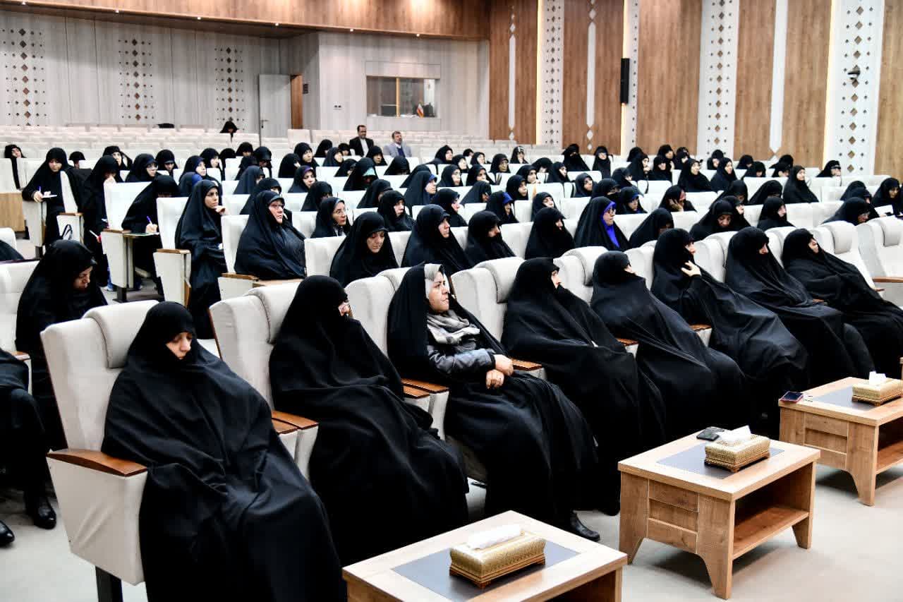 برگزاری دو رویداد علمی ویژه اساتید پژوهشگر، معاونین پژوهش استانها و کتابداران حوزههای خواهران