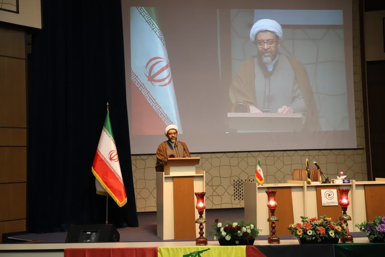 حضرت زهرا(س)؛ الگوی بیبدیل طهارت و عظمت برای بانوان جامعه