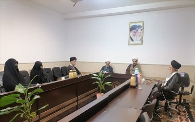 برگزاری جلسه اعضای هیأت امناء مدرسه علمیه تخصصی کریمه اهلبیت در قم