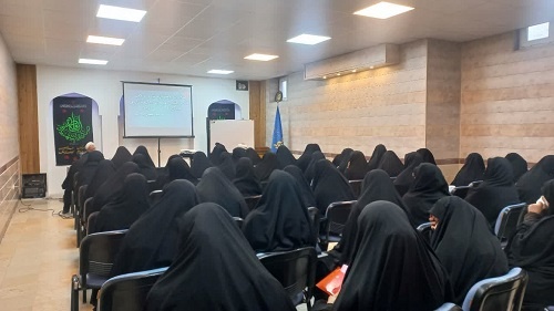 برگزاری کارگاه آشنایی با حقوق خانواده و آسیبهای اجتماعی در قم