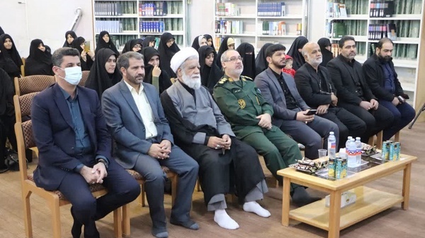 بانوان بسیجی قنوات تجلیل شدند