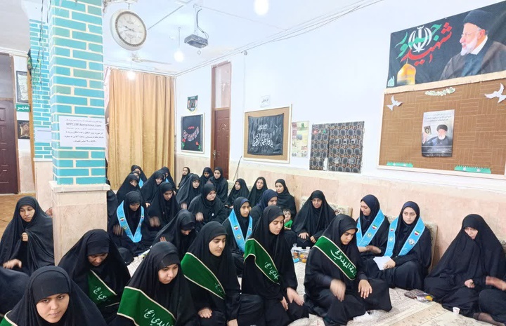 برگزاری اجتماع آشنایی با فرهنگ فاطمی برای دانشآموزان دختر + تصاویر
