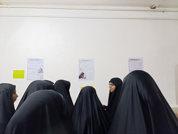 برگزاری اجتماع آشنایی با فرهنگ فاطمی برای دانشآموزان دختر + تصاویر