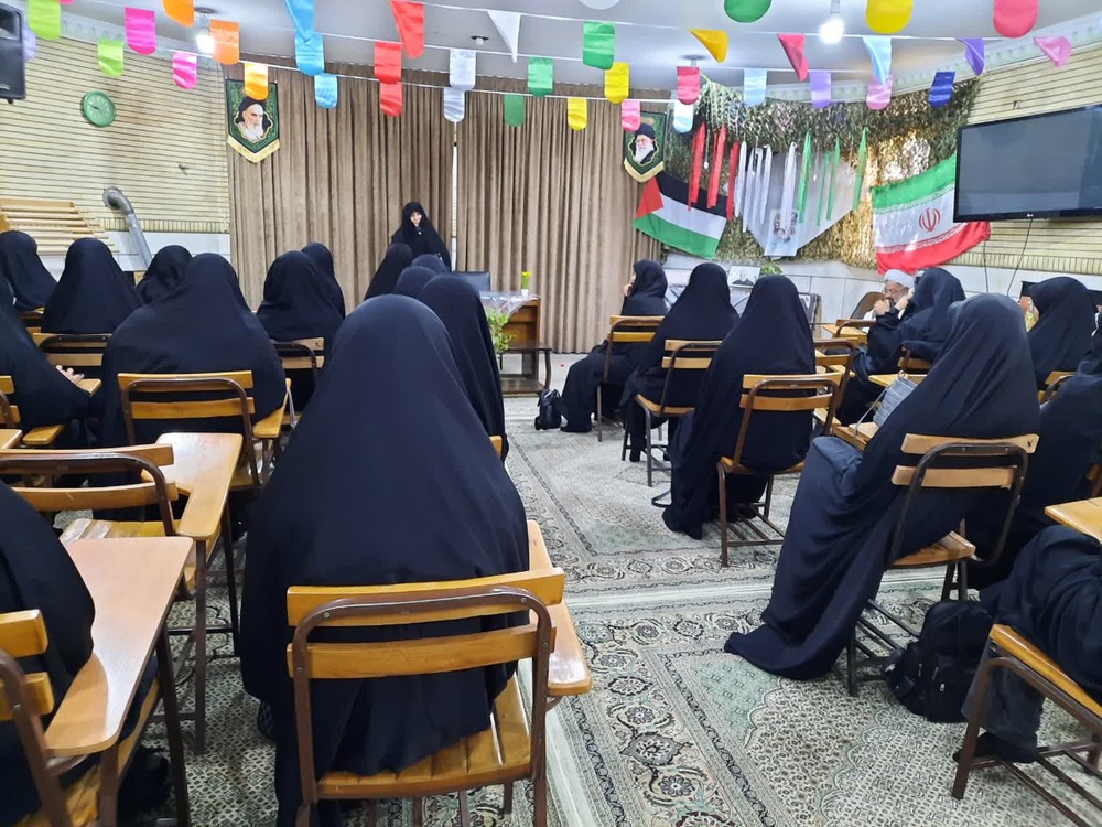 نمرهمحوری موجب فاصله گرفتن از طلبه تراز و نزدیکشدن به طلبه حفظمحور میشود