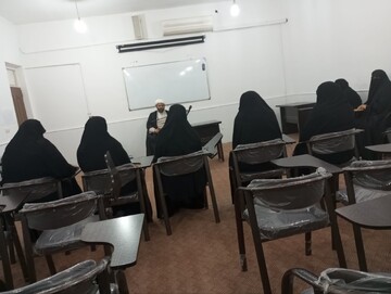 بازدید مسئولین حوزه علمیه خواهران خوزستان از مدرسه علمیه حضرت زینب(س) امیدیه+ عکس