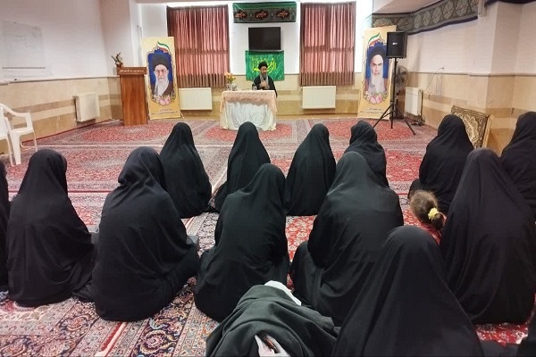 نوع جهاد زنان متناسب با مسئولیتهای آنها است