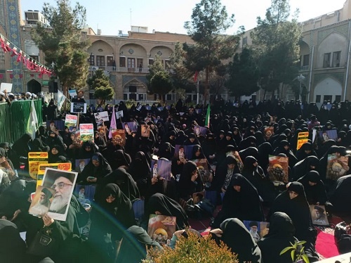 حماسه نهم دی ماه ۱۳۸۸ نشانگر پیوند عمیق مردم ایران با ولایت و نظام اسلامی است