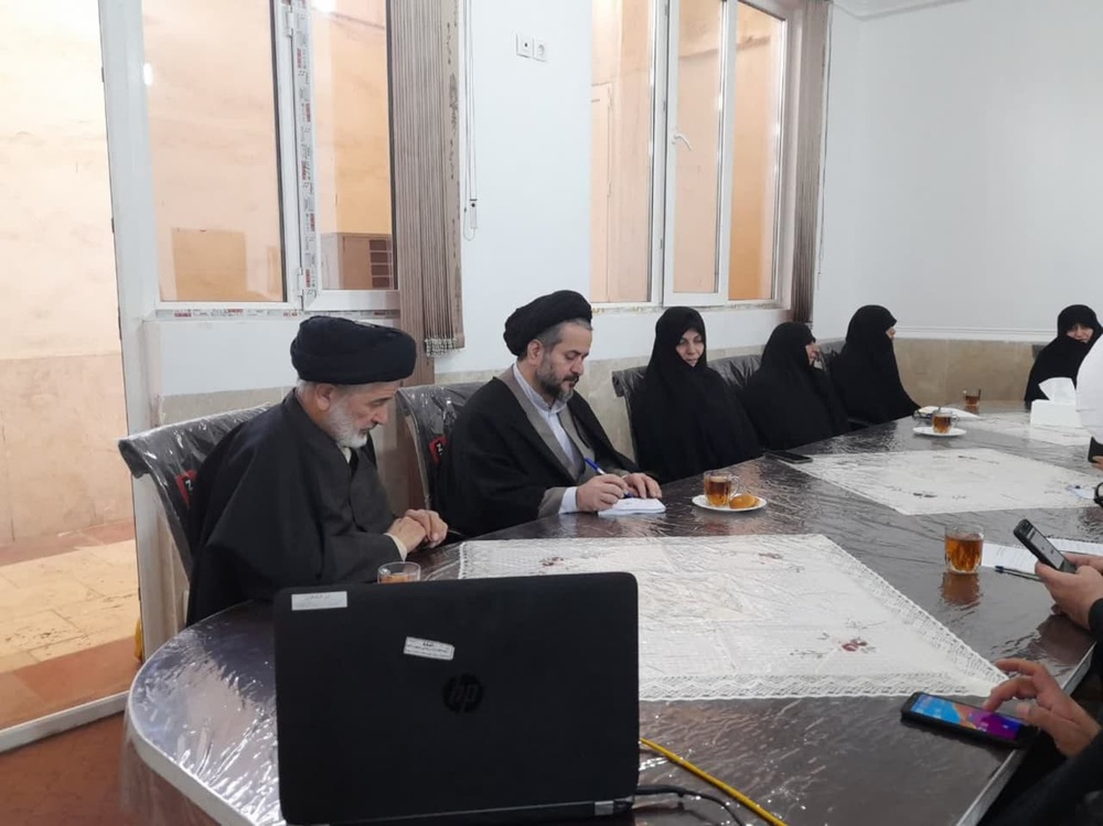 مدارس علمیه خواهران هرمزگان میتوانند به رشد پانصد درصدی برسند