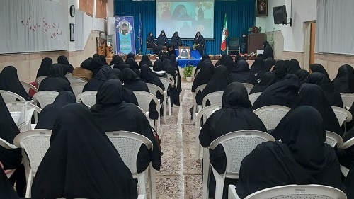 برگزاری نشست «بانوی بصیر» در مدرسه علمیه تخصصی حضرت زینب (س) آران و بیدگل