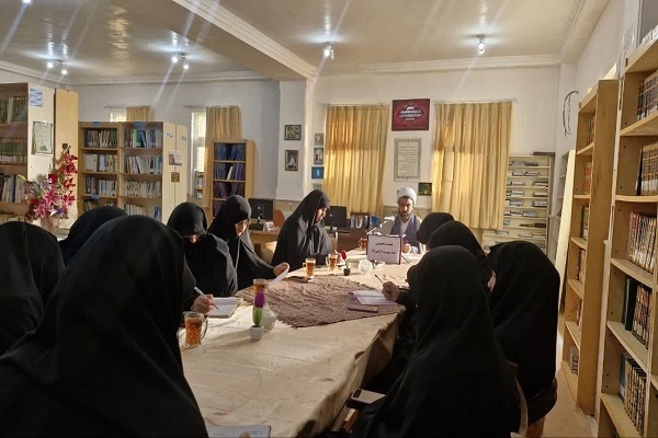 دشمن با وارونه جلوهدادن حقایق در صدد قطع رابطه بین مسلمانان است