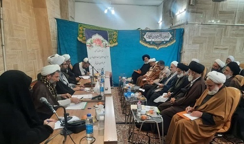 نگاه ما به مجموعه هیأت امنا به هیچوجه صرفاً مادی نیست