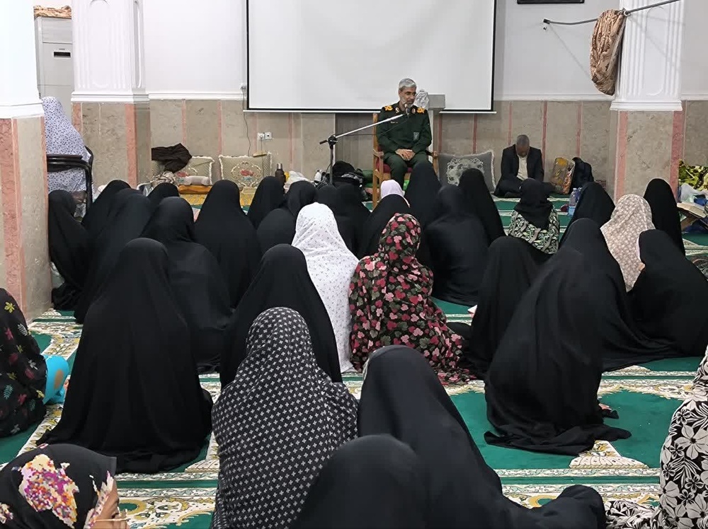 اعتکاف توفیقی است که خداوند متعال به عزیز دردانههای خود میدهد