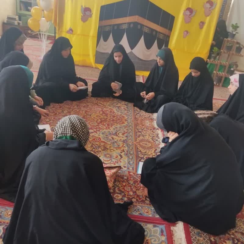 نقش محوری مبلغان حوزه علمیه خواهران در برگزاری اعتکاف دانشآموزی یزد