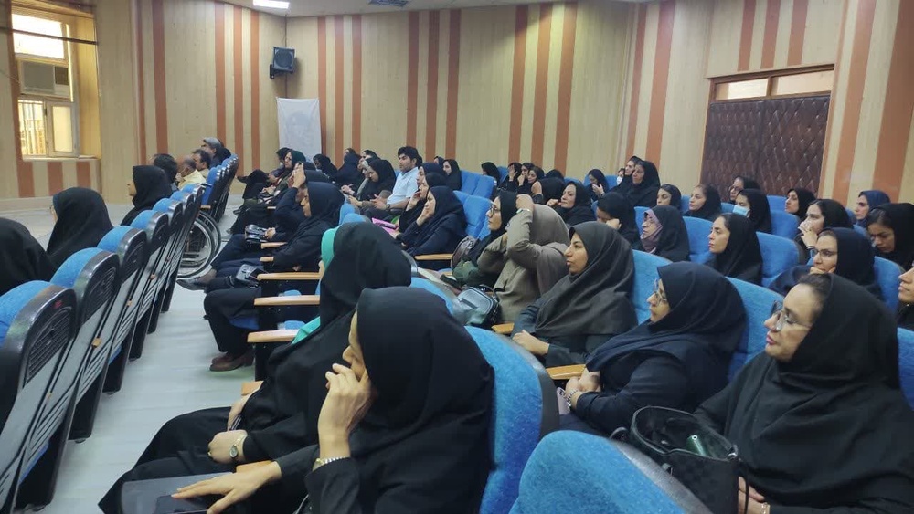 مودت و رحمت دو کلیدواژه کانونی