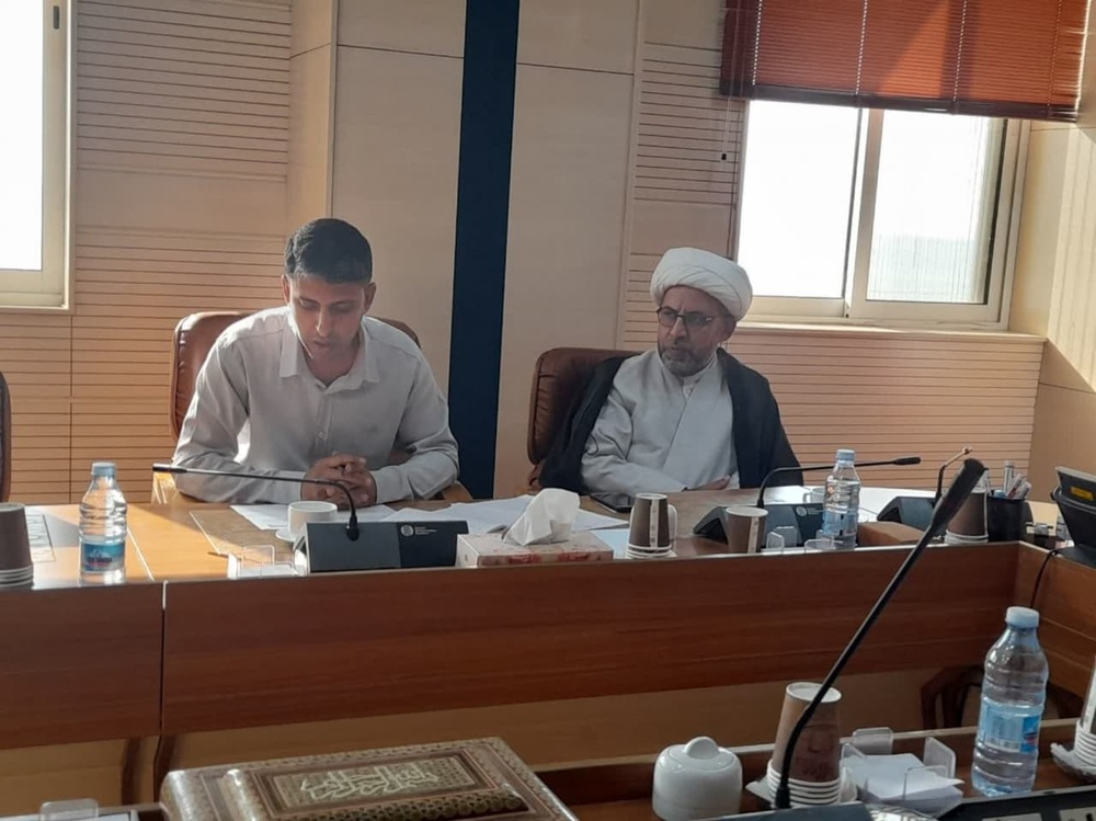 نشست بررسی اولویتها و پیشنهادات برنامهای حوزه علمیه خواهران هرمزگان