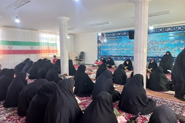 زنان با تربیت فرزندان شایسته حافظ آرمانهای انقلاب هستند